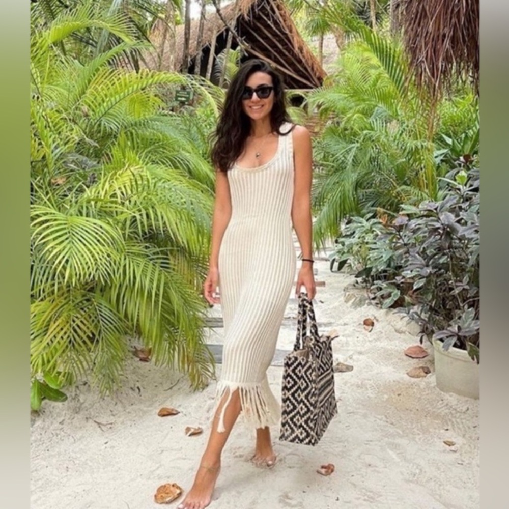 NWOT Zara Sleeveless Midi Knit Fringe Dress size small Cream color